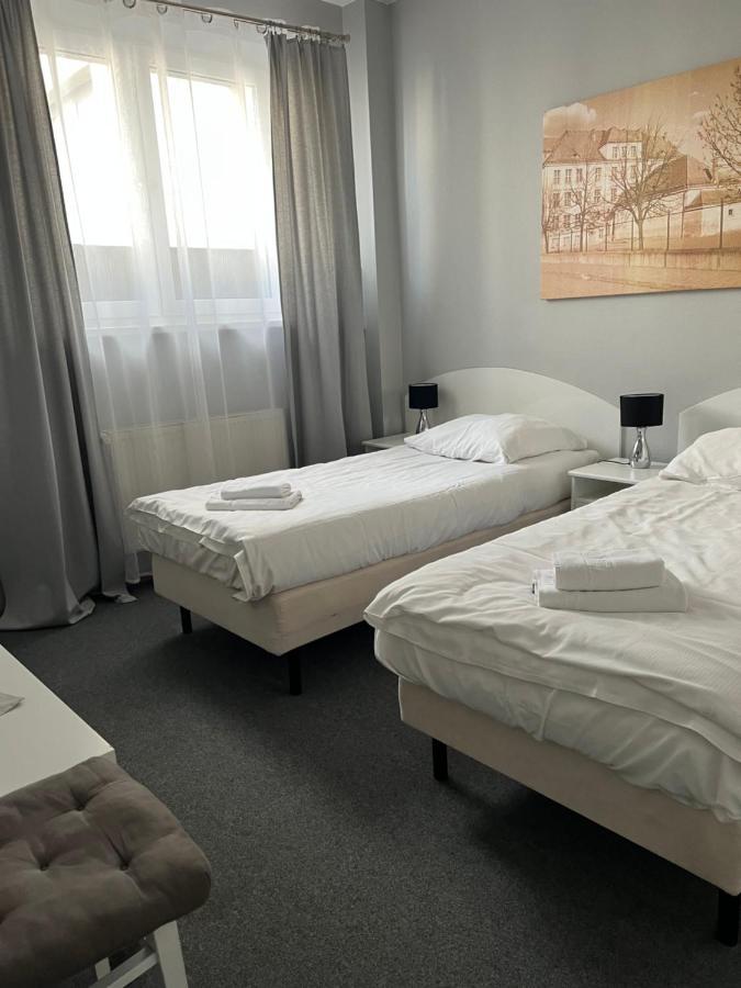 Hotel Turkovia Turek Ngoại thất bức ảnh