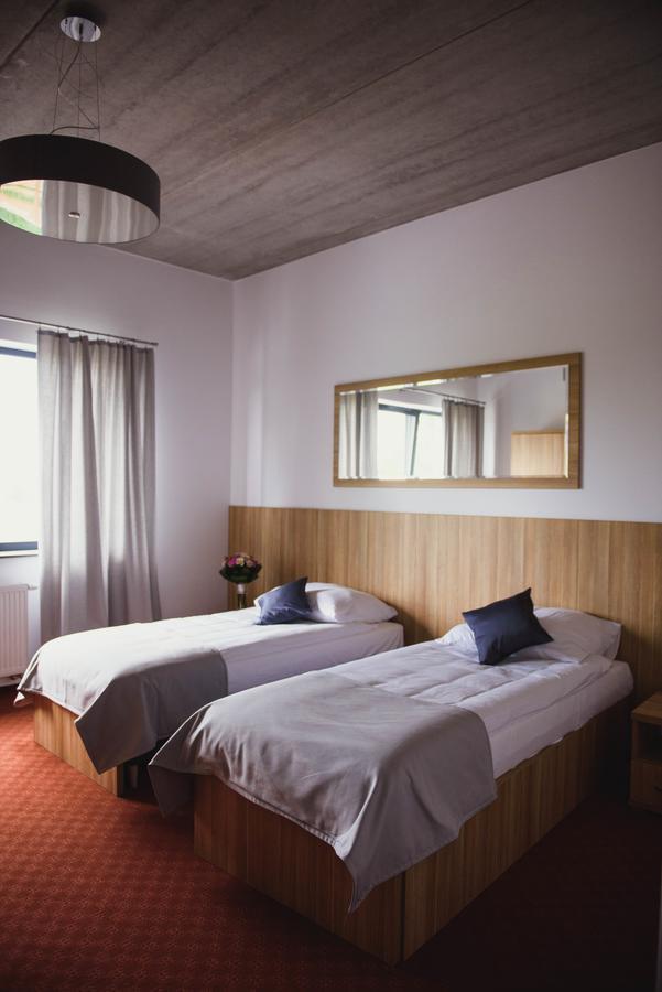 Hotel Turkovia Turek Ngoại thất bức ảnh